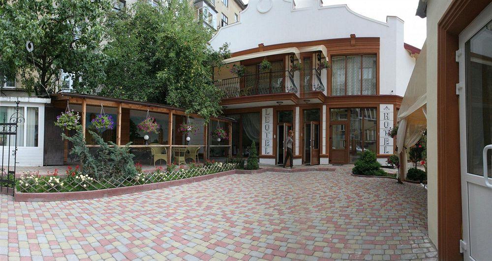 לבוב Hotel Leotel מראה חיצוני תמונה