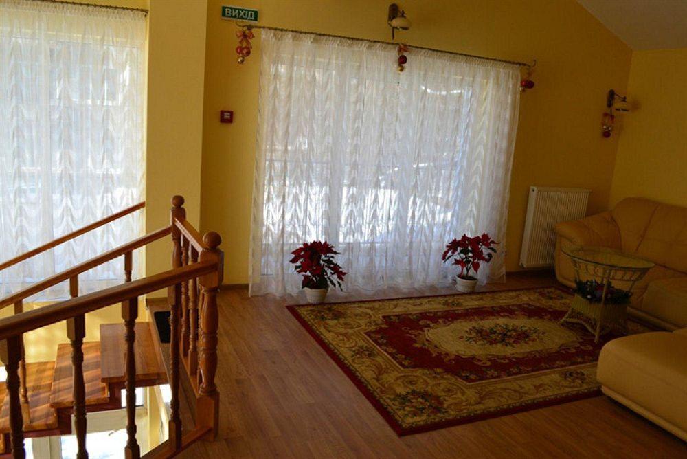 לבוב Hotel Leotel מראה פנימי תמונה