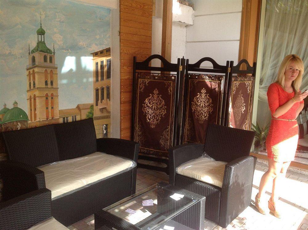 לבוב Hotel Leotel מראה חיצוני תמונה