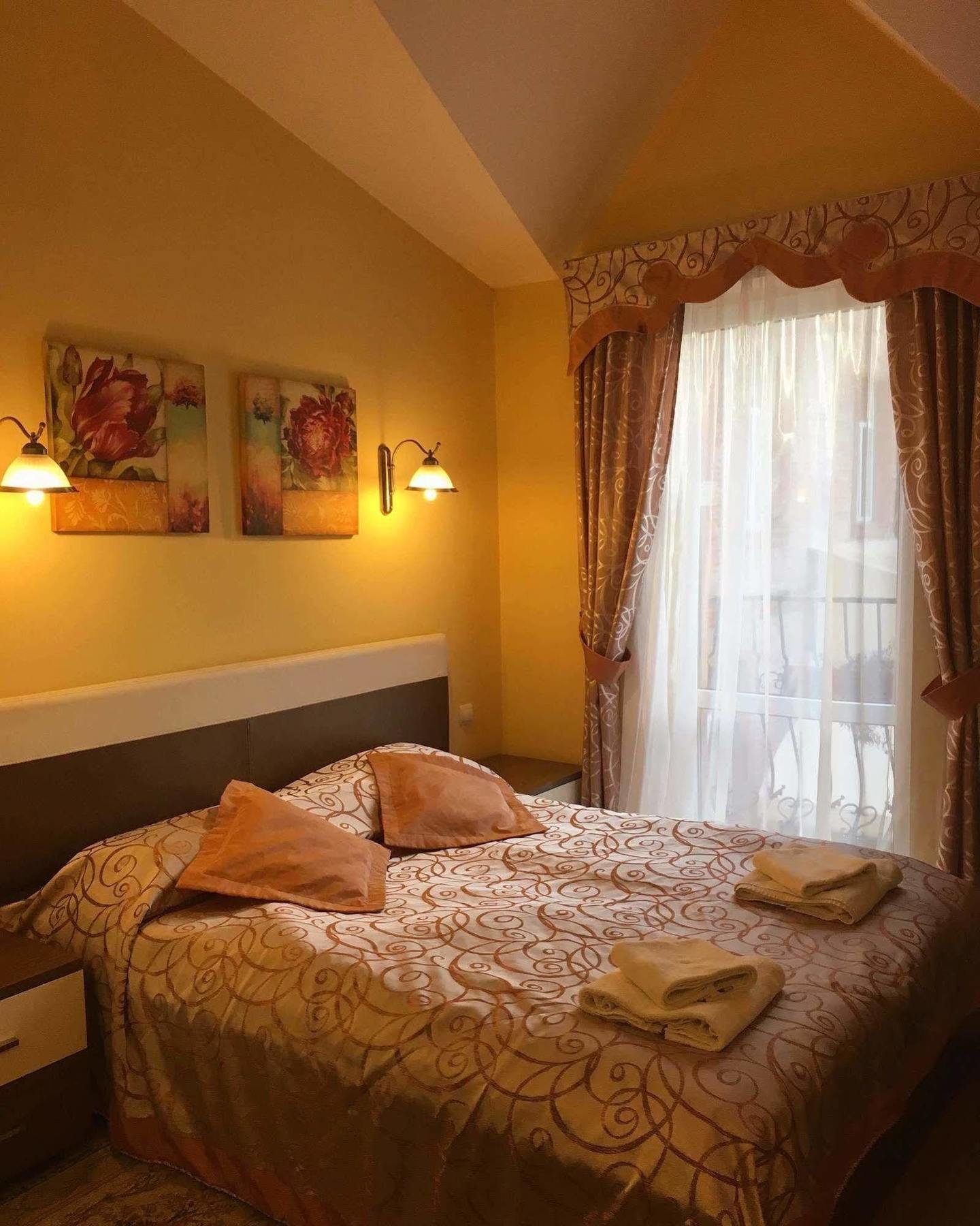 לבוב Hotel Leotel מראה חיצוני תמונה